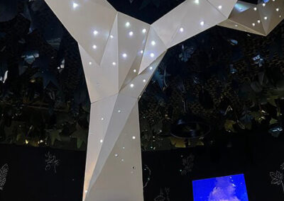 Womb of Creation 1 INFINITY PRODUCTIONS PORTFOLIO HOSPITALITY Exhibts Arts Entertainment Womb of Creation Frazier History Museum 015