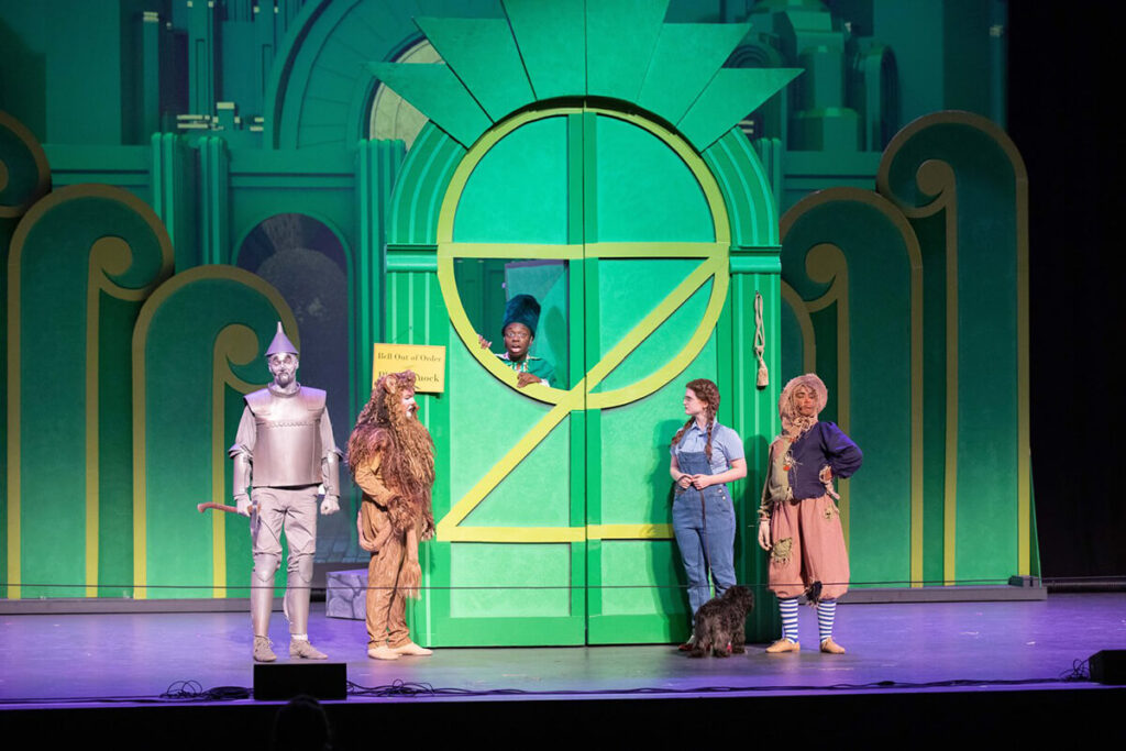 INFINITY PRODUCTIONS PORTFOLIO THEATRE PERFORMING ARTS The Wizard of Oz 01