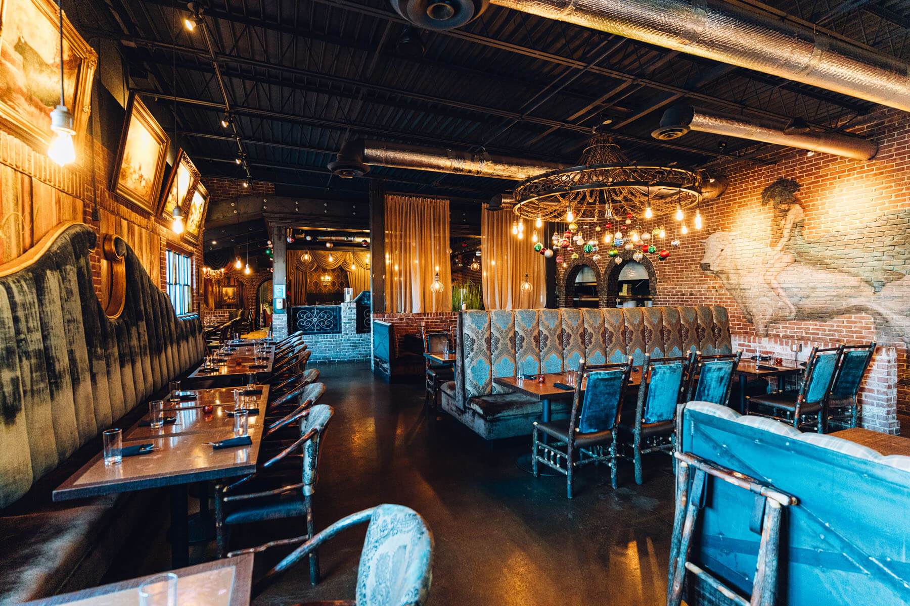 Hospitality 2 20241230 A7 05319 CalebPerryPhotography LeMoo