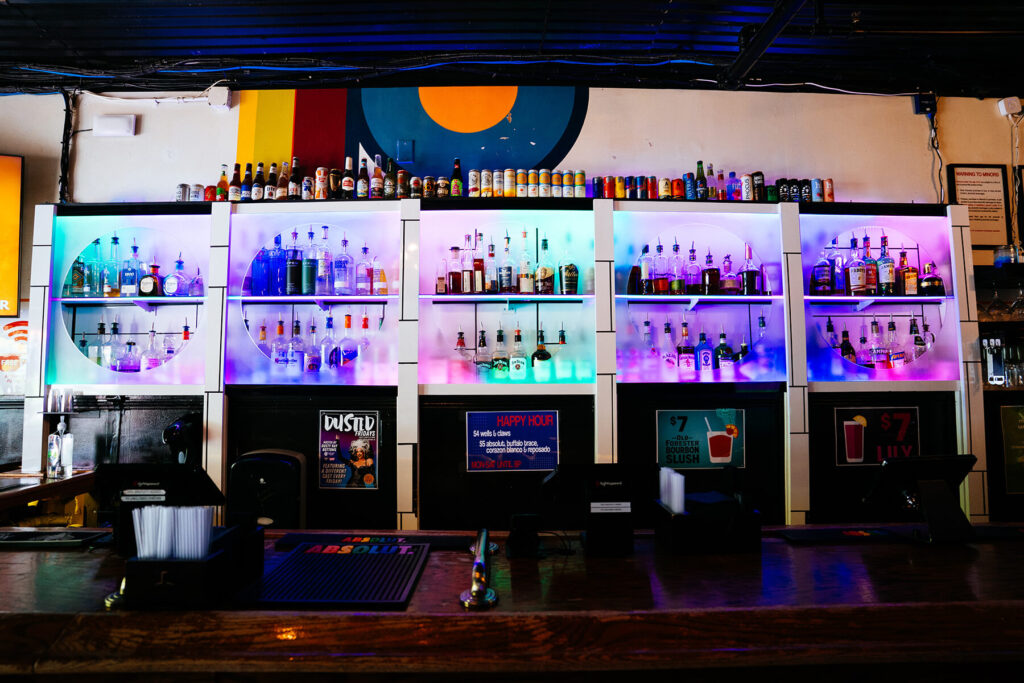 20250426-A7_09497_CalebPerryPhotography_Infinity_BigBar 20250426 A7 09497 CalebPerryPhotography Infinity BigBar
