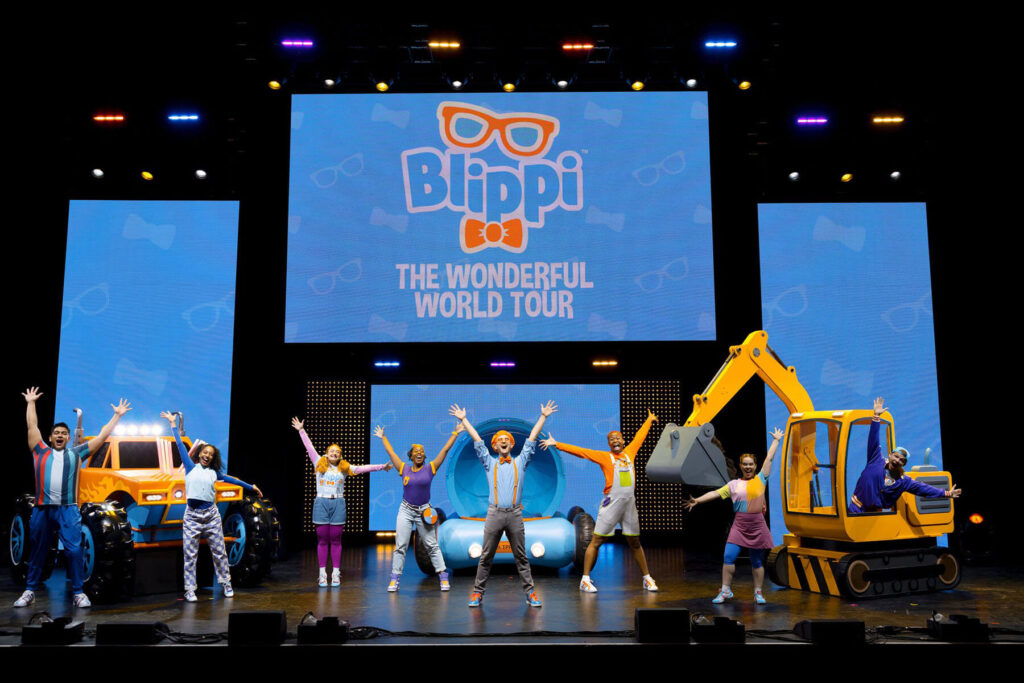 INFINITY PRODUCTIONS PORTFOLIO THEATRE PERFORMING ARTS BLIPPI LANDSCAPE 095