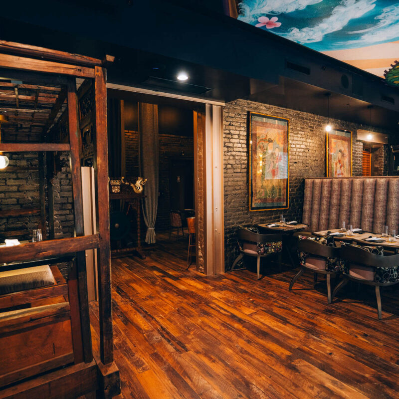 Infinity Productions Hospitality SakeAGoGo 03 Center Dining 20250701 A7 07100 CalebPerryPhotography Infinity SakeAGoGo Final