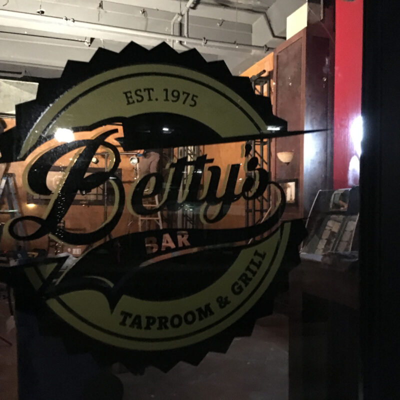 INFINITY PRODUCTIONS PORTFOLIO TV FILM Still The King 026